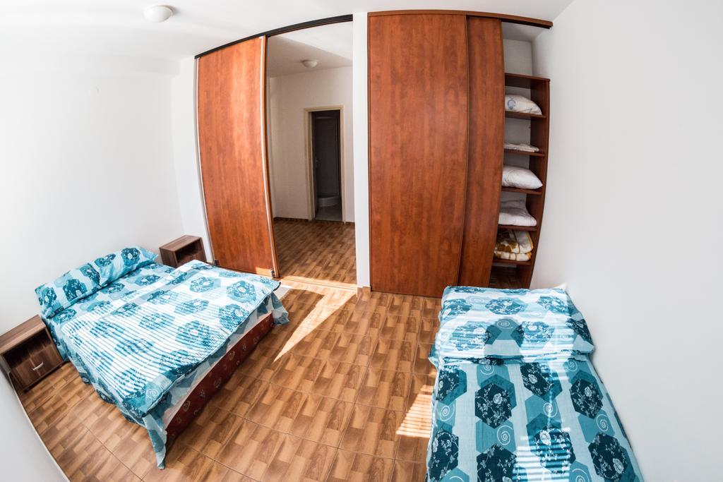 Apartment Vera Pluzine Luaran gambar