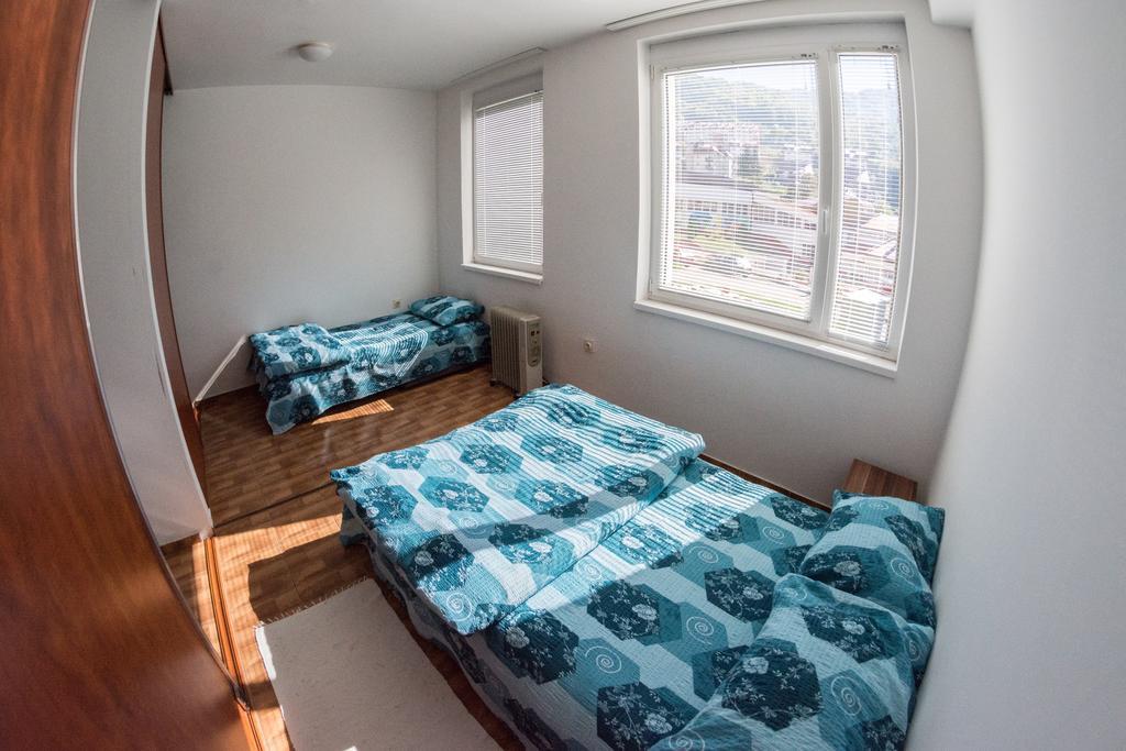 Apartment Vera Pluzine Luaran gambar